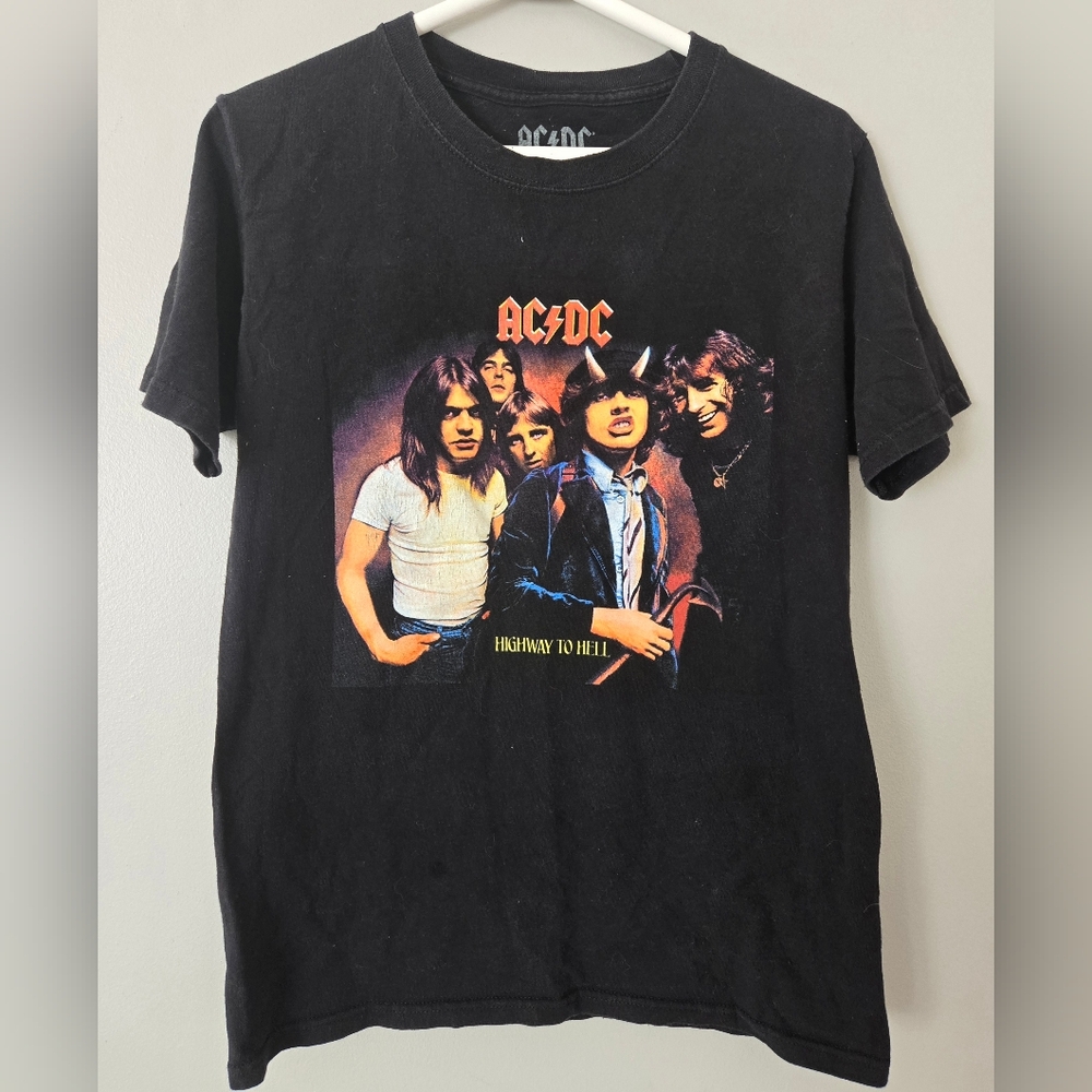 ACDC AC/DC 2021 HIGHWAY TO HELL Print T-shirt Black 100% Cotton‎ Size M Women's